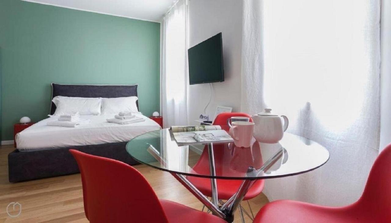 Navigli Suites - Tornatore มิลาน ภายนอก รูปภาพ