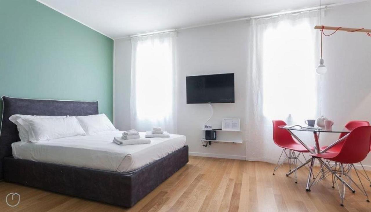 Navigli Suites - Tornatore มิลาน ภายนอก รูปภาพ